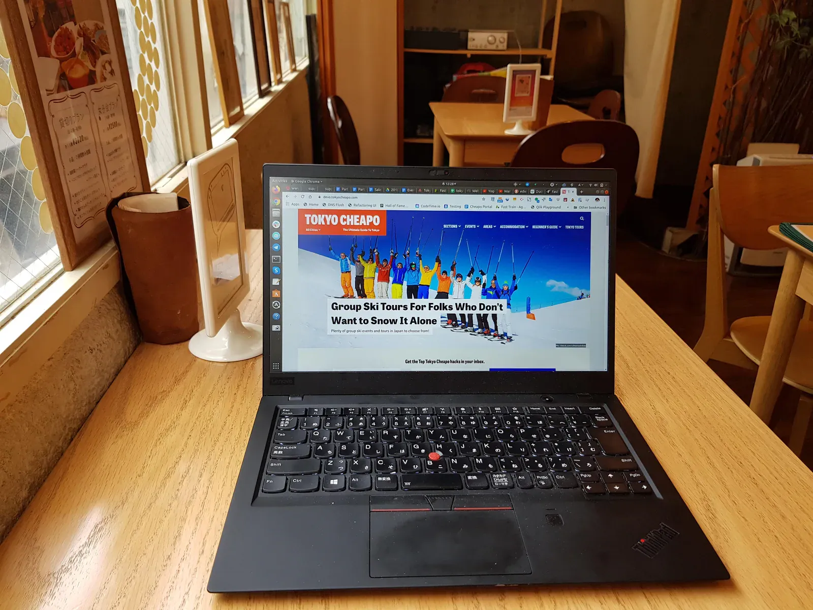 Cafe with free wifi in Tokyo